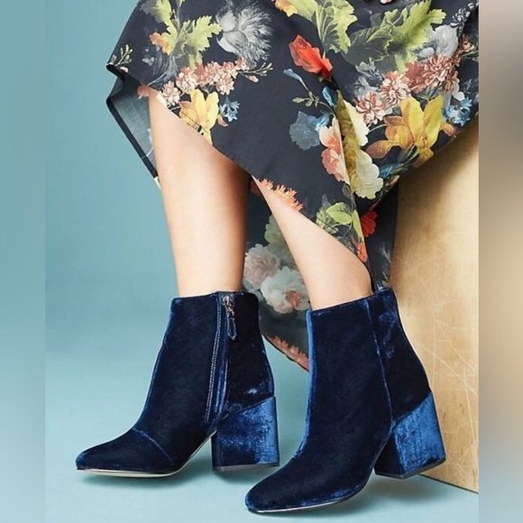 Anthropologie Sam Edelman Blue Velvet Taye Ankle Booties size 8-1/2 - Picture 1 of 17